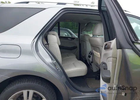 2012 Mercedes-Benz Ml 350 4Matic z USA, uszkodzony, nr VIN 4JGDA5HBXCA083822